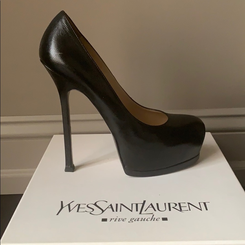 Yves Saint Laurent Tribtoo Black Platform Pump